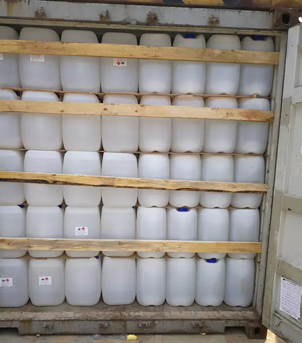 Liquid Industrial Grade Raw Materials Sulfuric Acid - Image 3